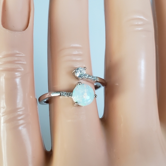 Sterling Silver Opal Ring - Picture 8 of 8